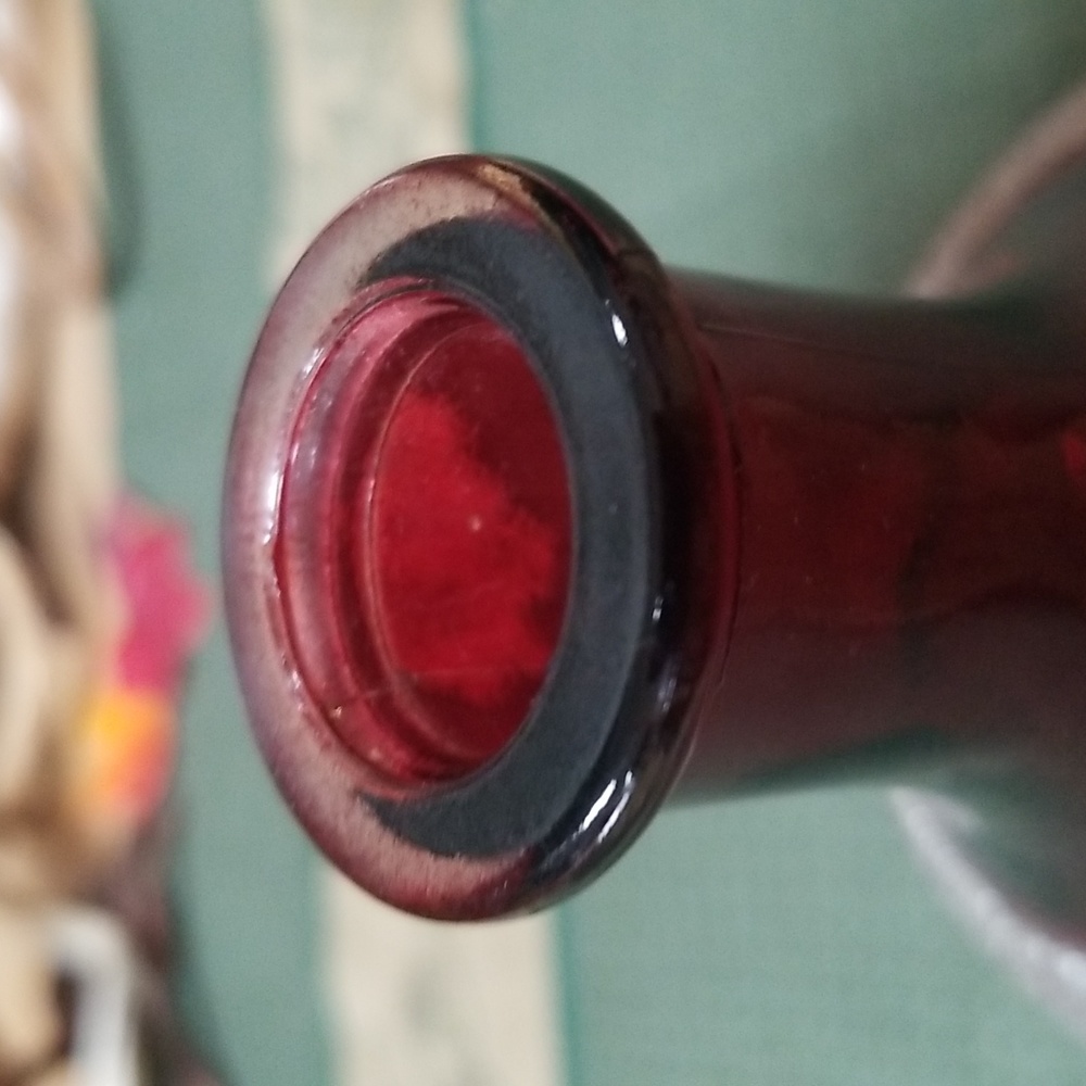 ❤SMALL RUBY VASE - Picture 6 of 6